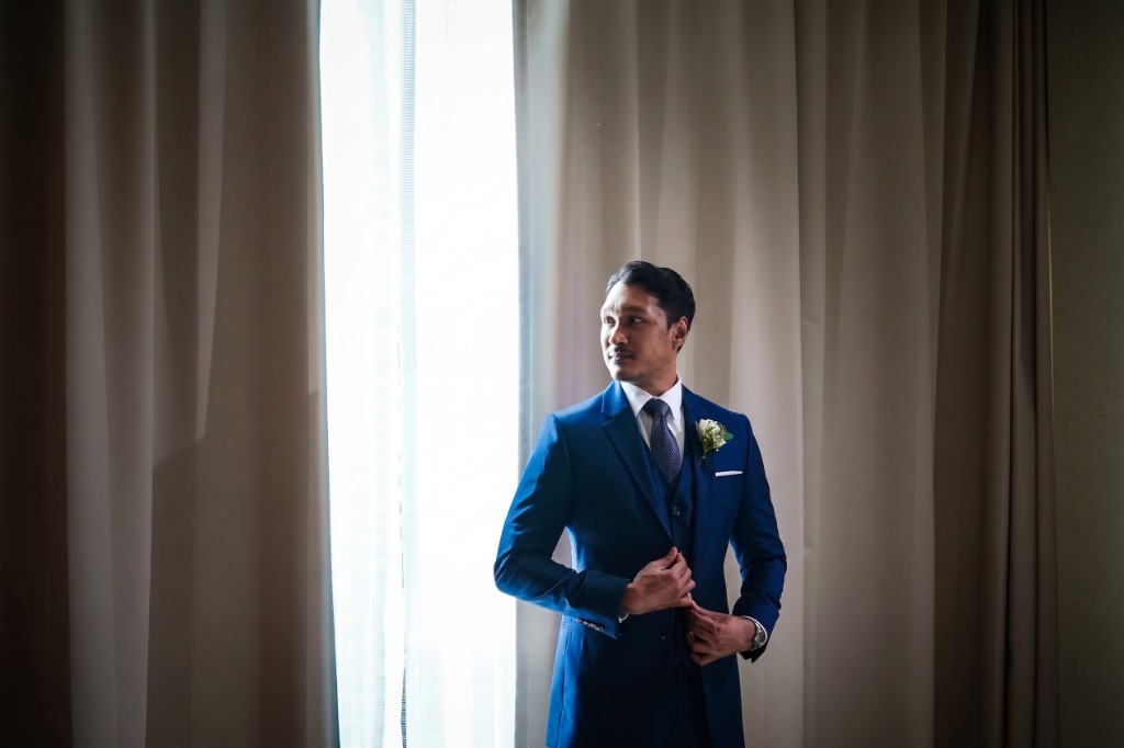 RT Premium Suits Cover